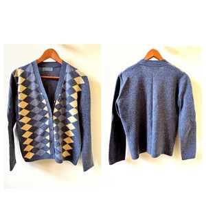 Grey and yellow argyle cardigan wool blend